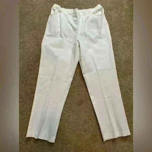 Isaac Mizrahi Live! Tall 24/7 Stretch Crop Pants with Pockets 14 TALL White - Picture 3 of 16